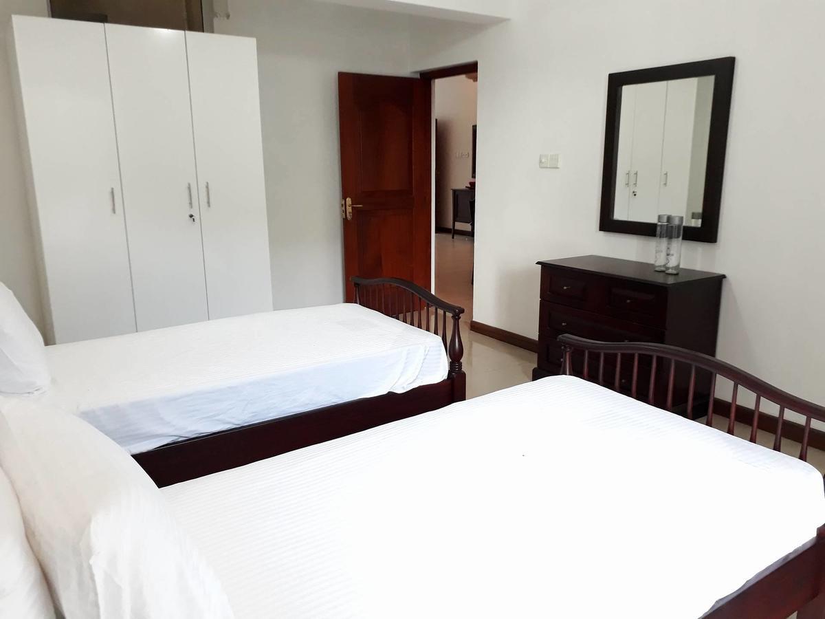 Aston Luxury Apartments Colombo Exterior photo