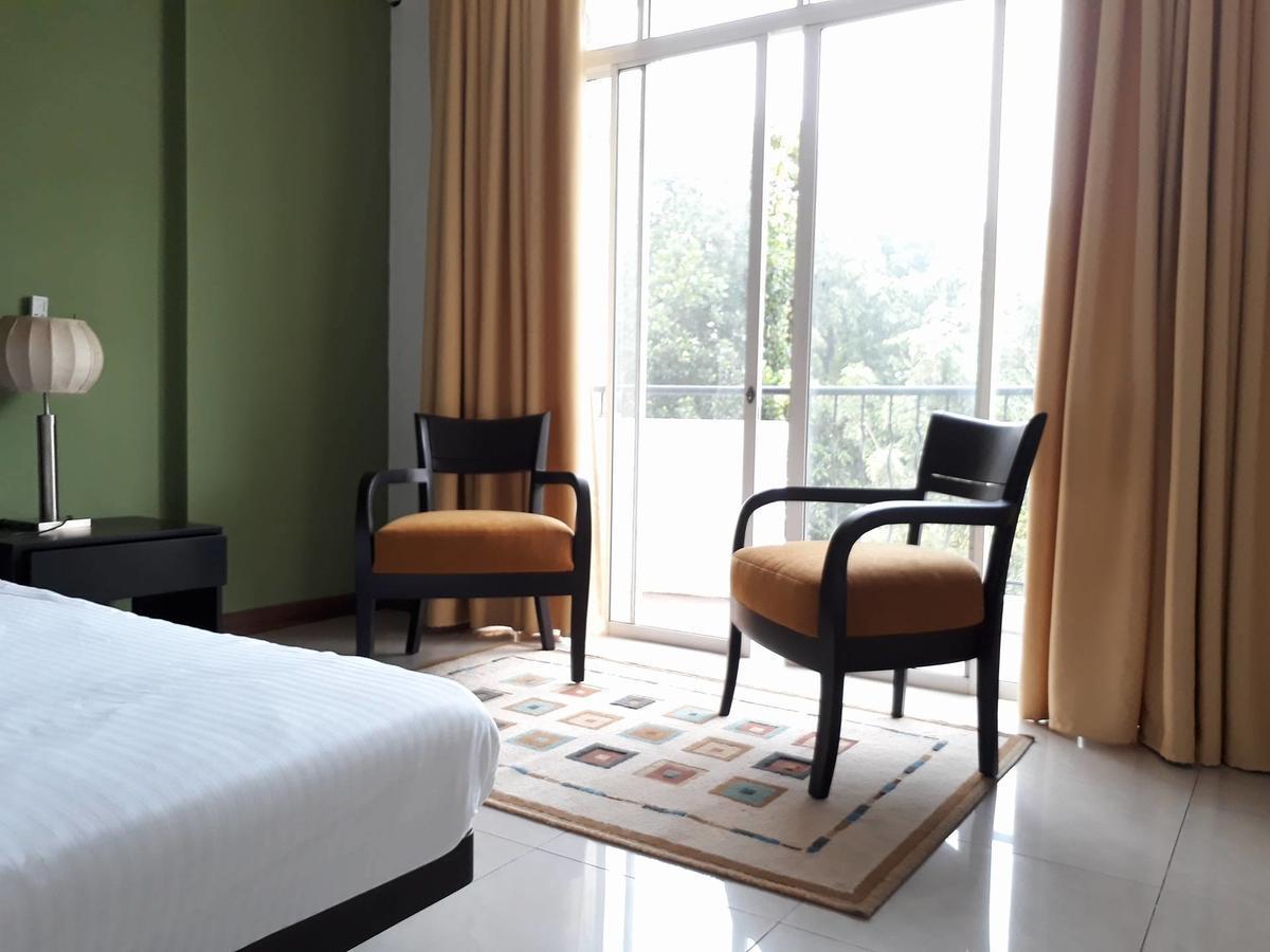 Aston Luxury Apartments Colombo Exterior photo